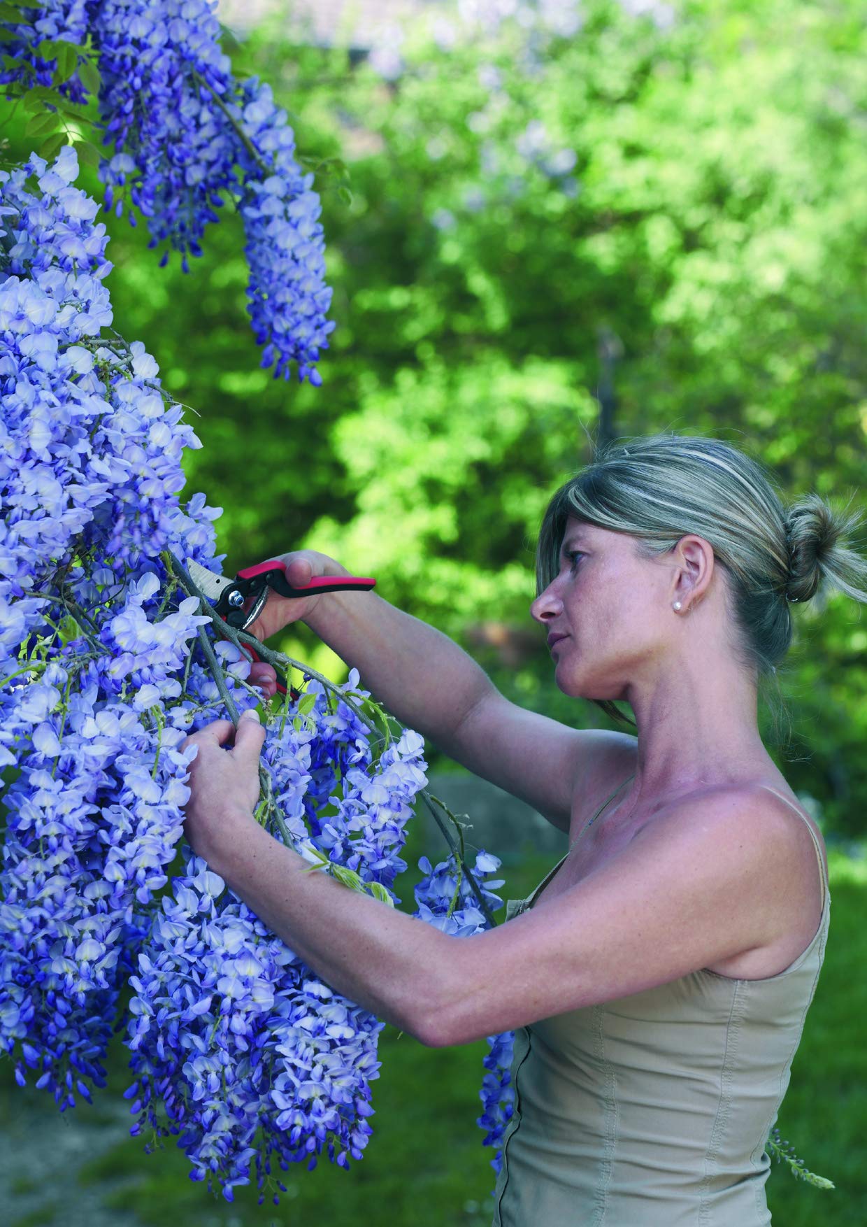 FELCO 160L Pruning Shears – 8.9" Lightweight Swiss-Made Garden Clippers for Large Hands | Garden Tool Cutter with Precision Bypass Blade, Fiberglass Composite Handles, Replaceable Parts - Image 4